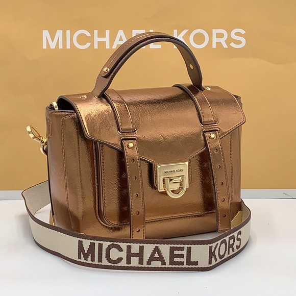 MICHAEL KORS 
Manhattan Medium Top Hand  School Patent Satchel MOCHA COLOR - Picture 1 of 16